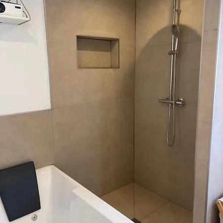 L'harmonie - Balneo Apartment